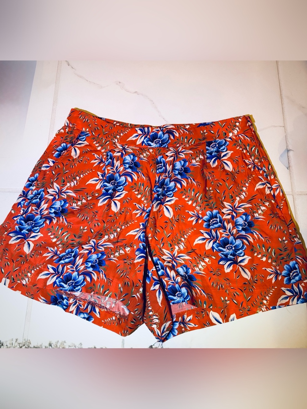 Loft Floral Print Women's Shorts